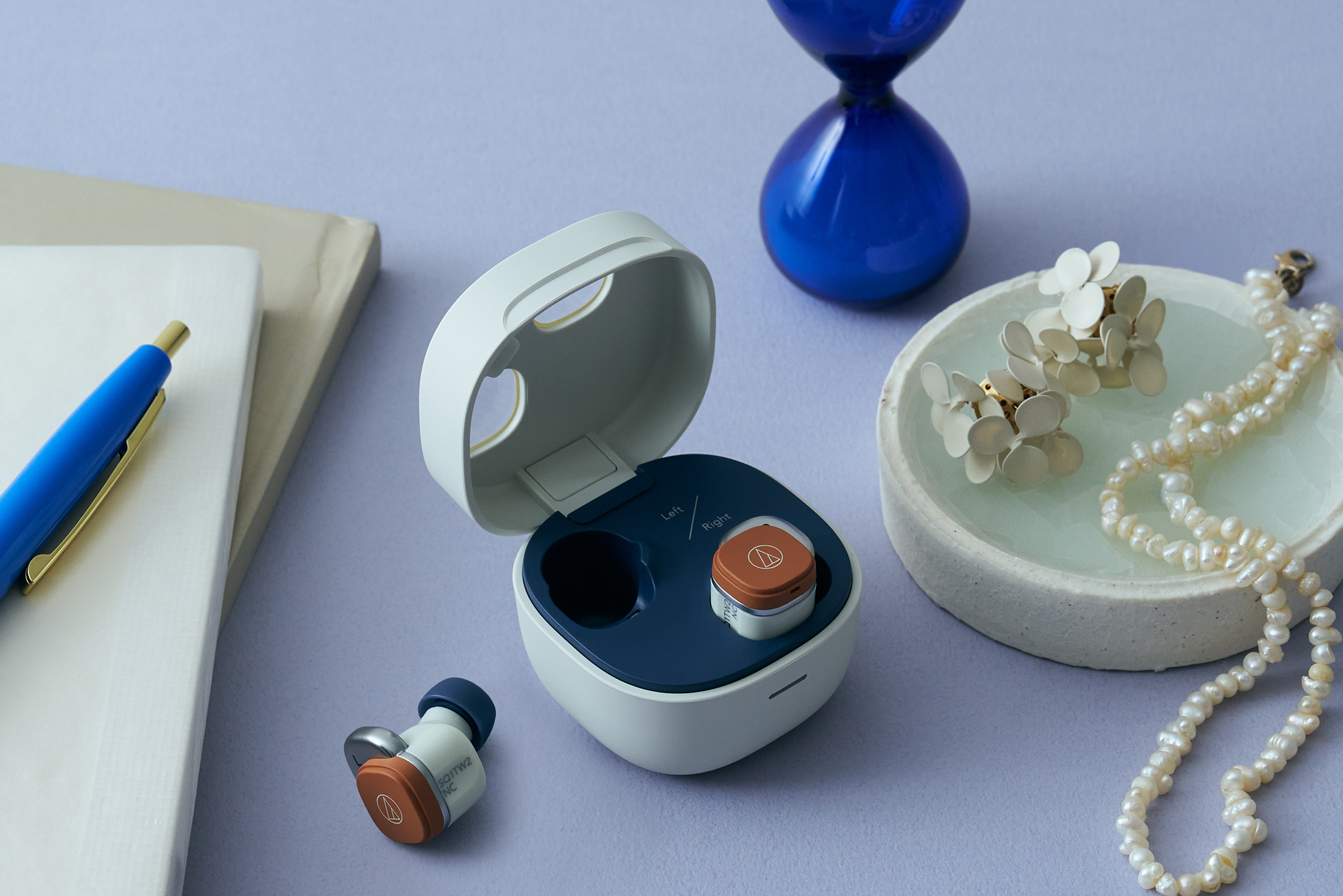 Audio-Technica “ATH-SQ1TW2NC”